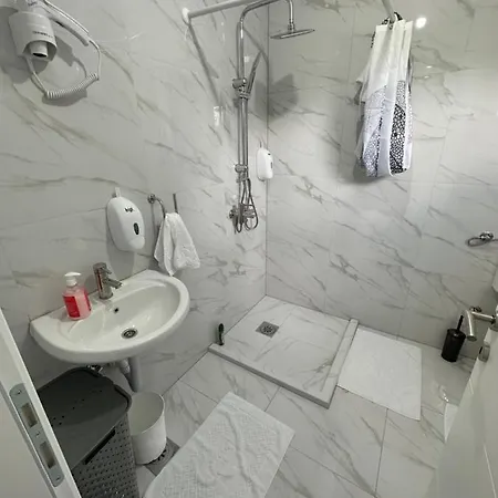 Ciom Apartment Matuzici Exteriör bild
